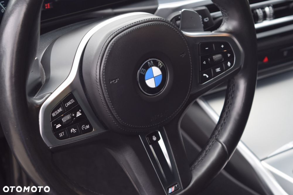 BMW Seria 3 320d xDrive M Sport sport - 19
