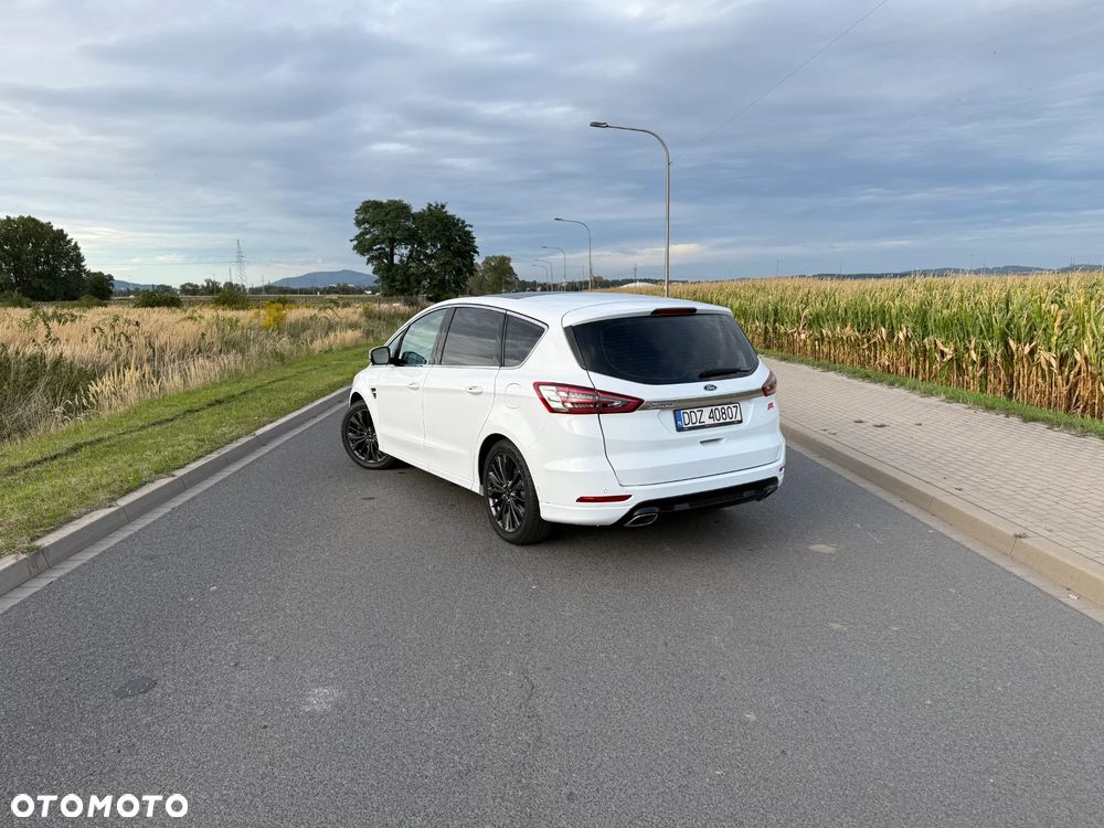 Ford S-Max 2.0 TDCi Titanium PowerShift - 4