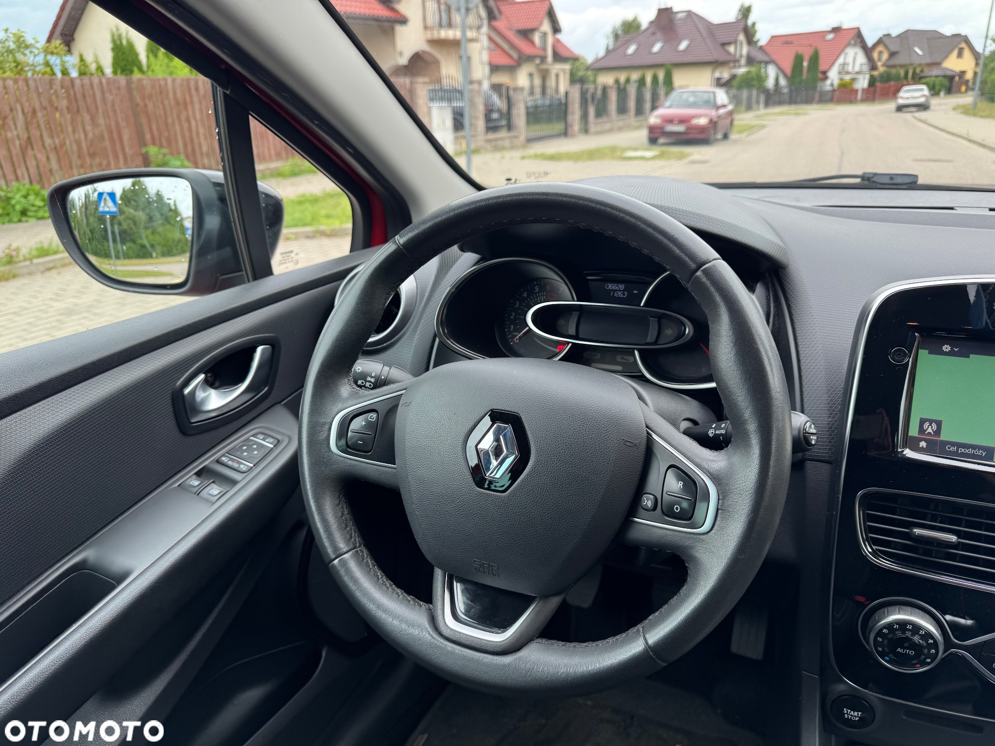 Renault Clio - 21