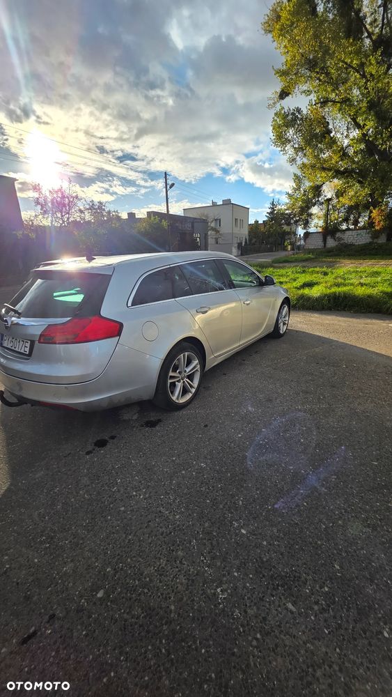 Opel Insignia 2.0 CDTI - 6
