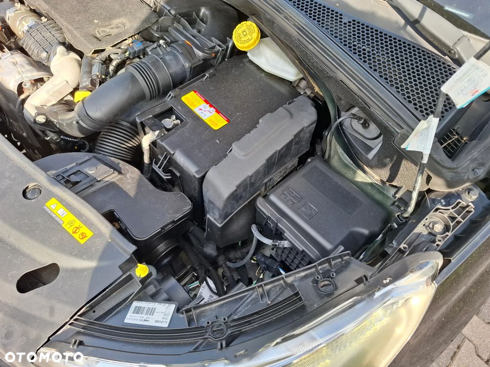 Peugeot 2008 e-HDi FAP 92 STOP & START Allure - 28