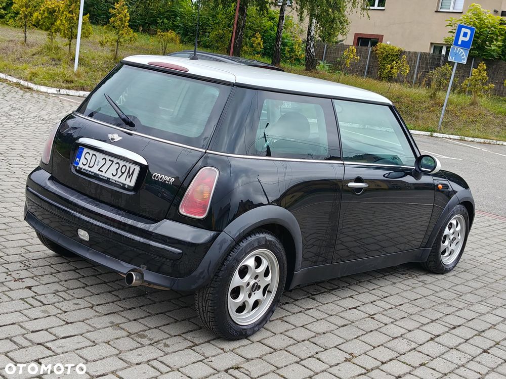MINI Cooper Standard - 10