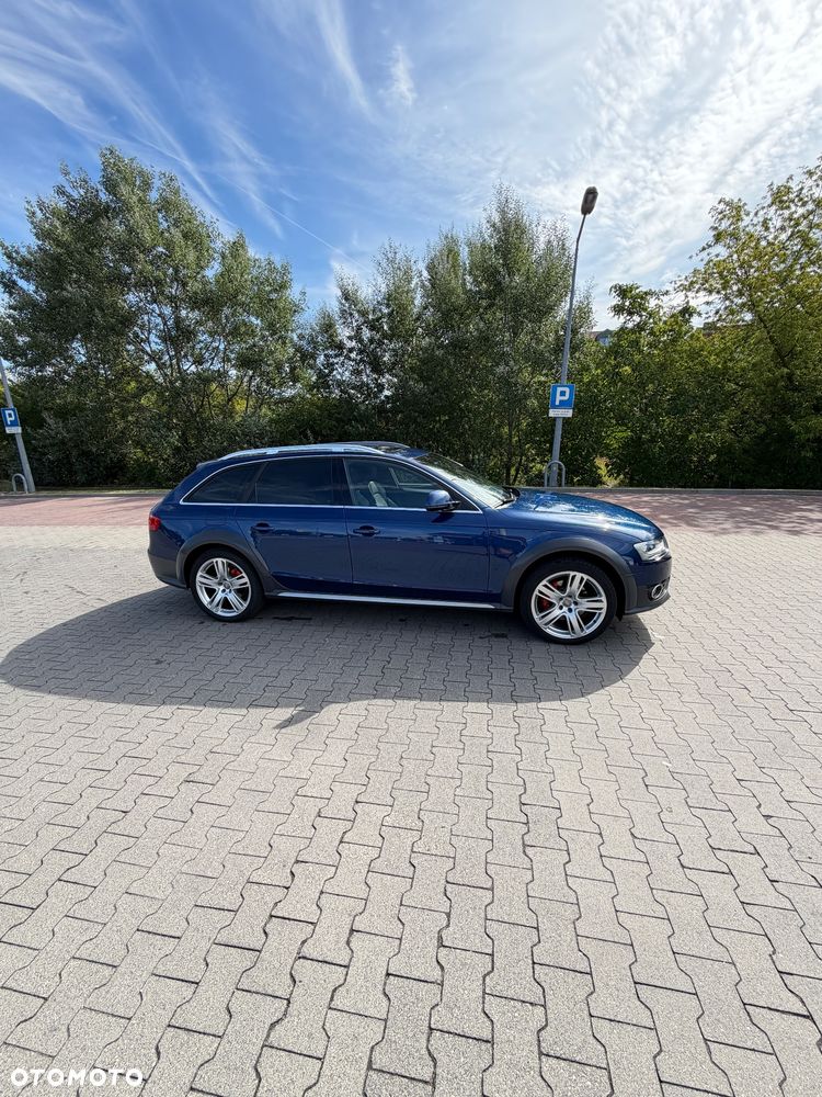 Audi A4 Allroad - 2