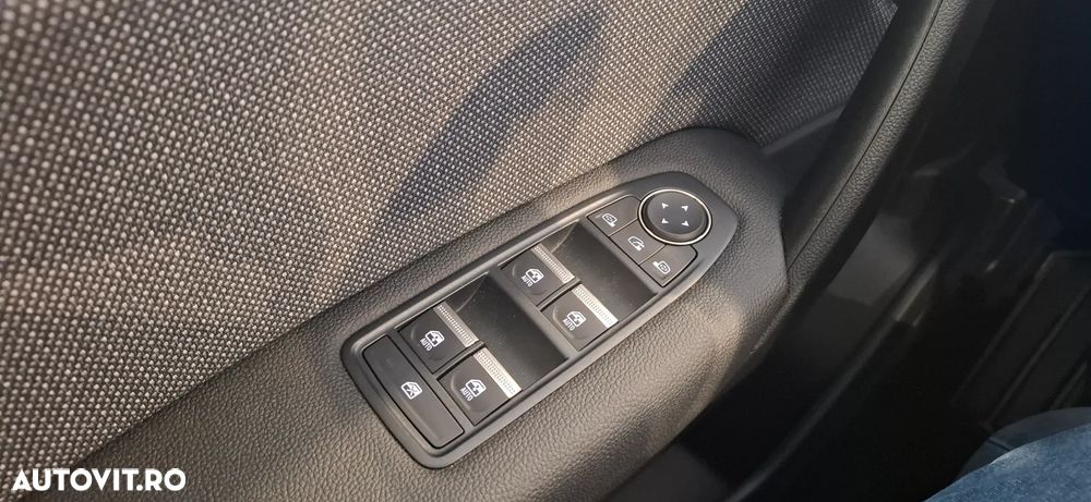 Renault Captur TCe 100 Techno - 17