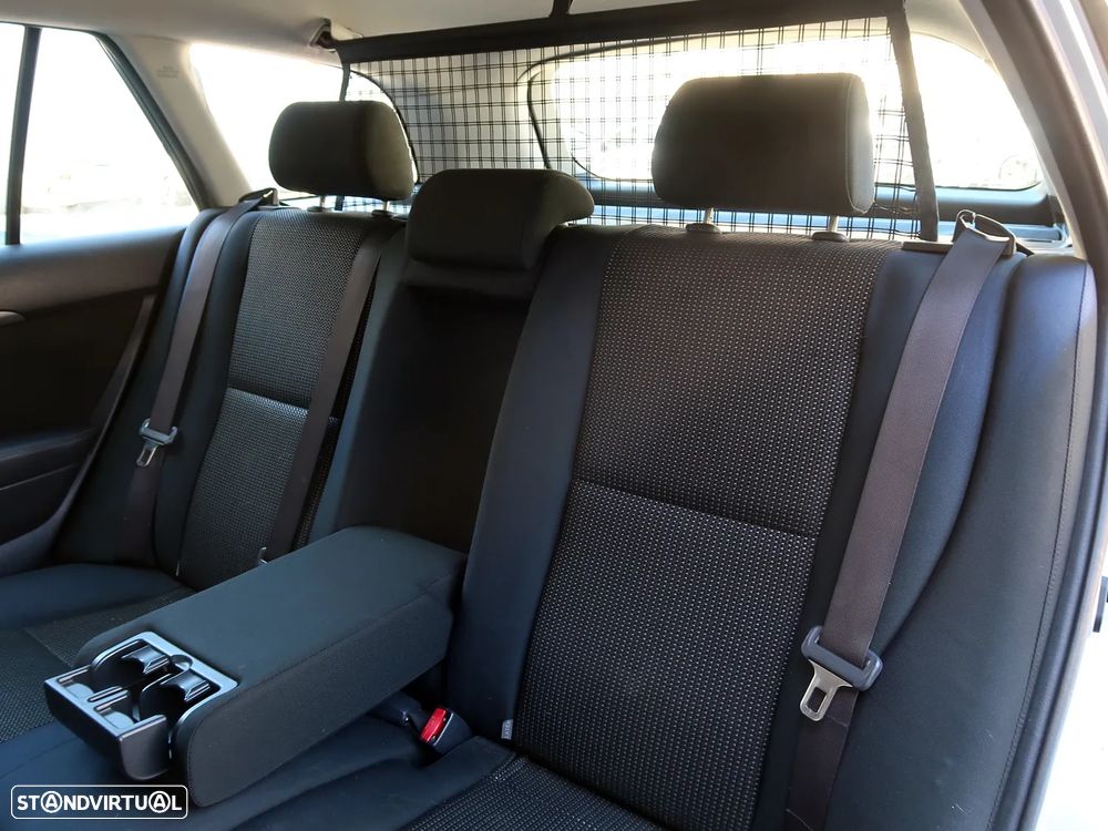 Toyota Avensis SW 2.0 D-4D Sol - 16