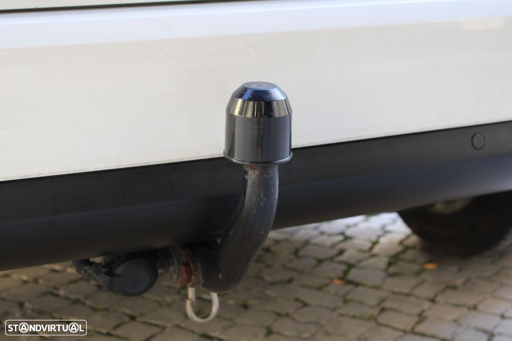 Citroën C4 Spacetourer PureTech 130 Stop&Start EAT8 SHINE - 27