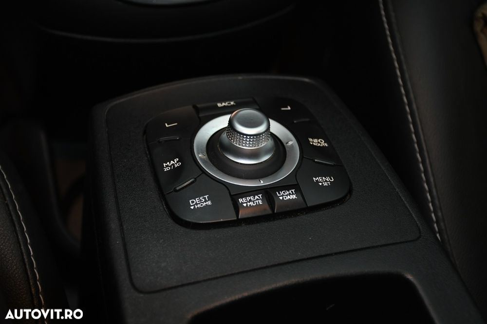 Renault Grand Scenic ENERGY dCi 130 Start & Stop Bose Edition - 23