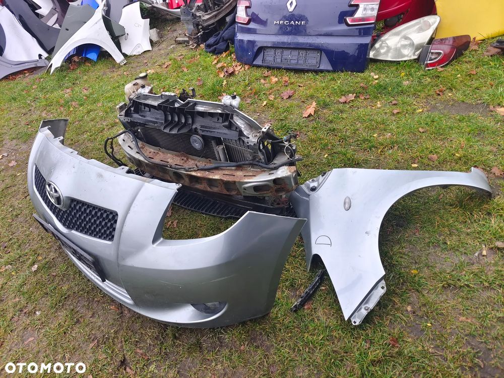 Toyota Yaris 2 zderzak przód przedni grill atrapa - 6