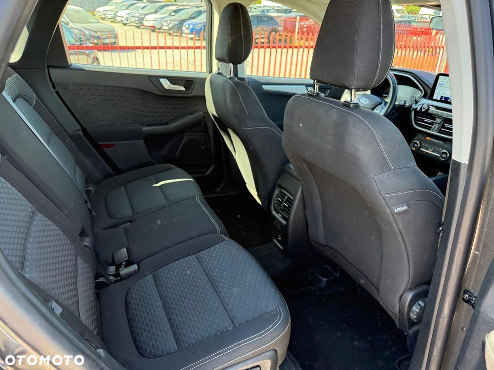 Ford Kuga - 14