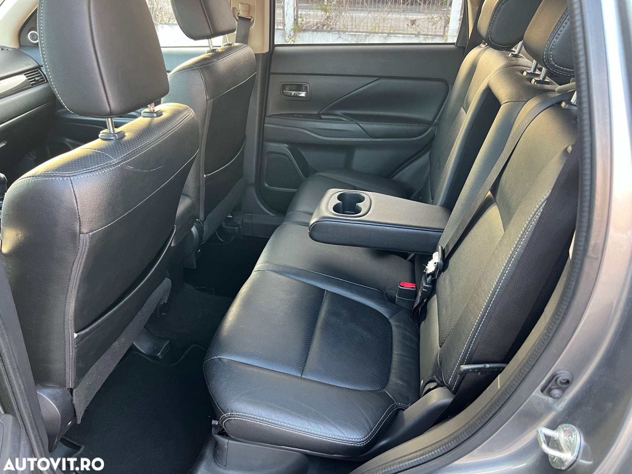 Mitsubishi Outlander 2.2 DI-D 4WD Intense - 7