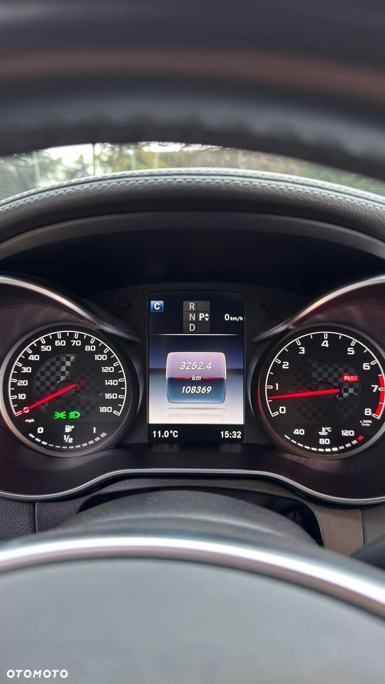 Mercedes-Benz Klasa C 450 AMG 4Matic 7G-TRONIC - 22