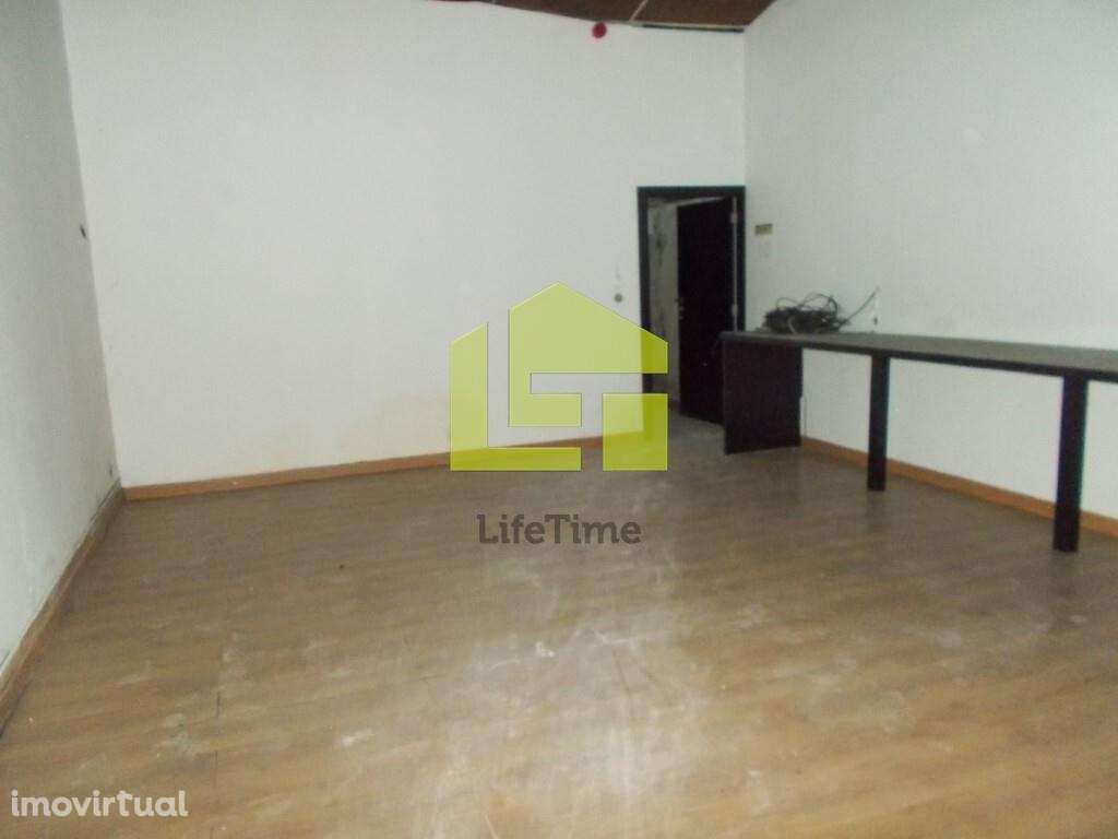 Espaço comercial à venda em Aradas - Grande imagem: 5/18
