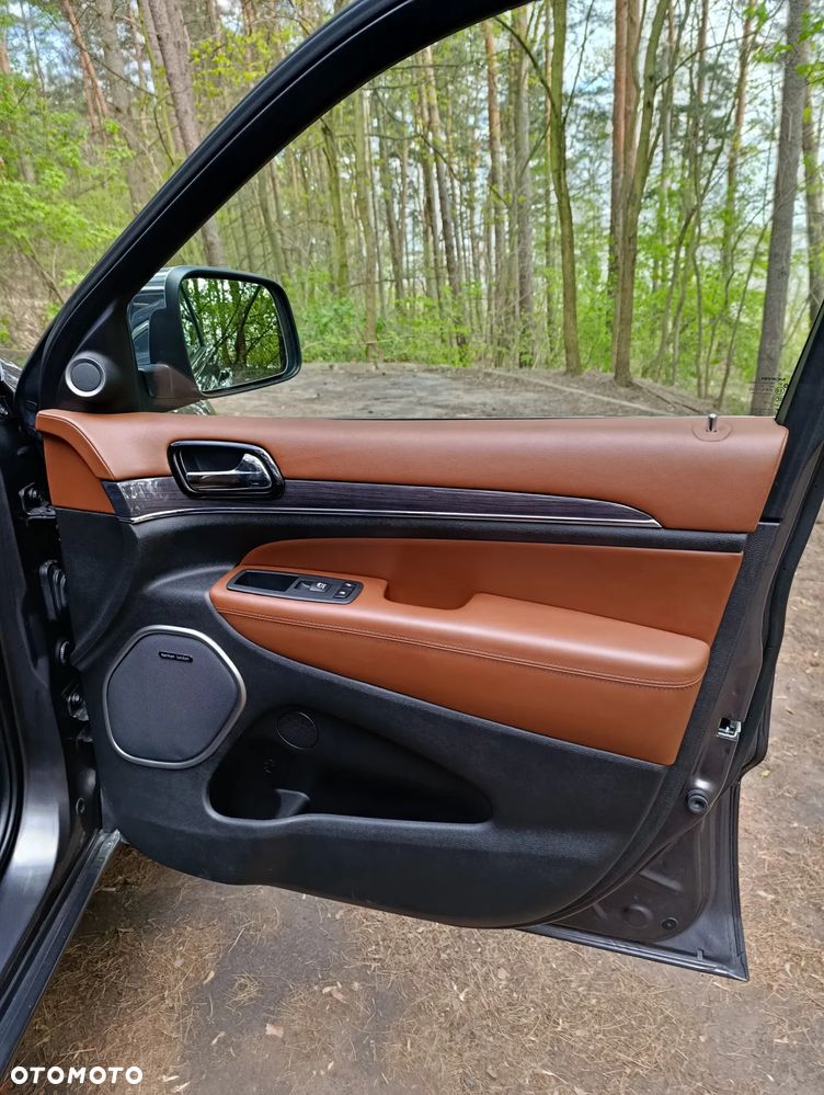 Jeep Grand Cherokee 3.6 V6 Overland - 27