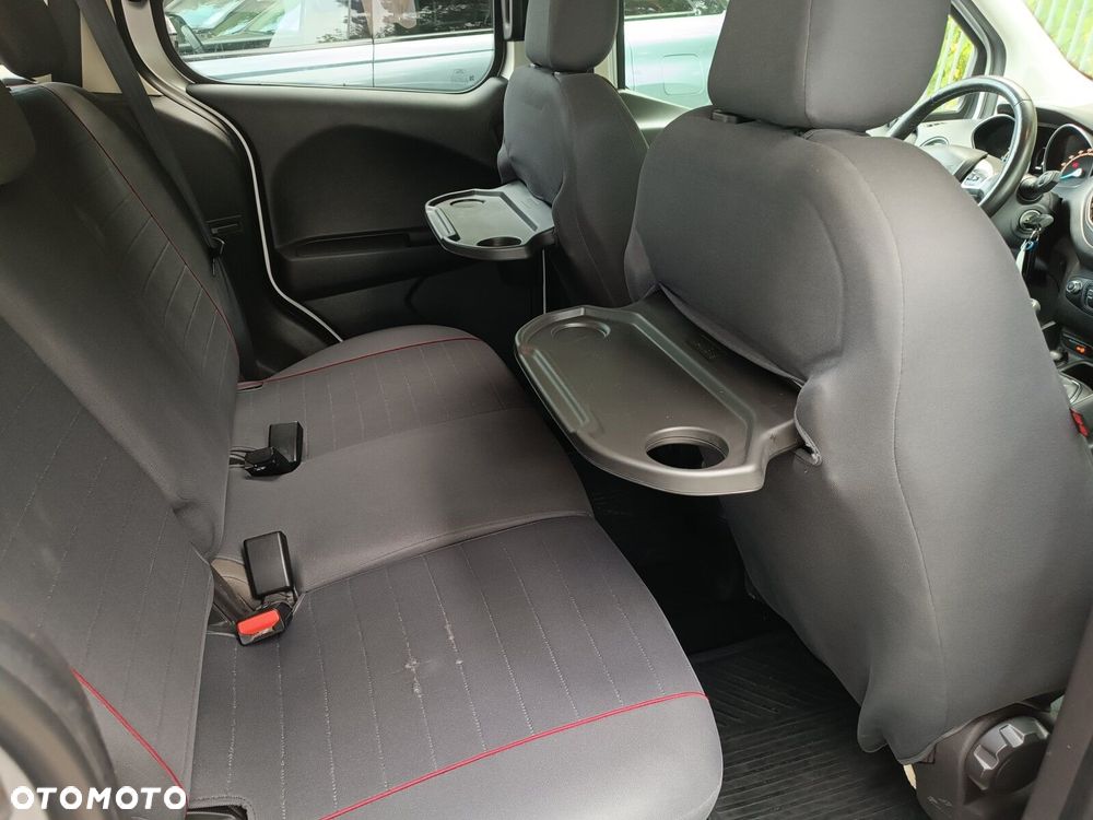 Ford Tourneo Courier 1.0 EcoBoost Trend - 25