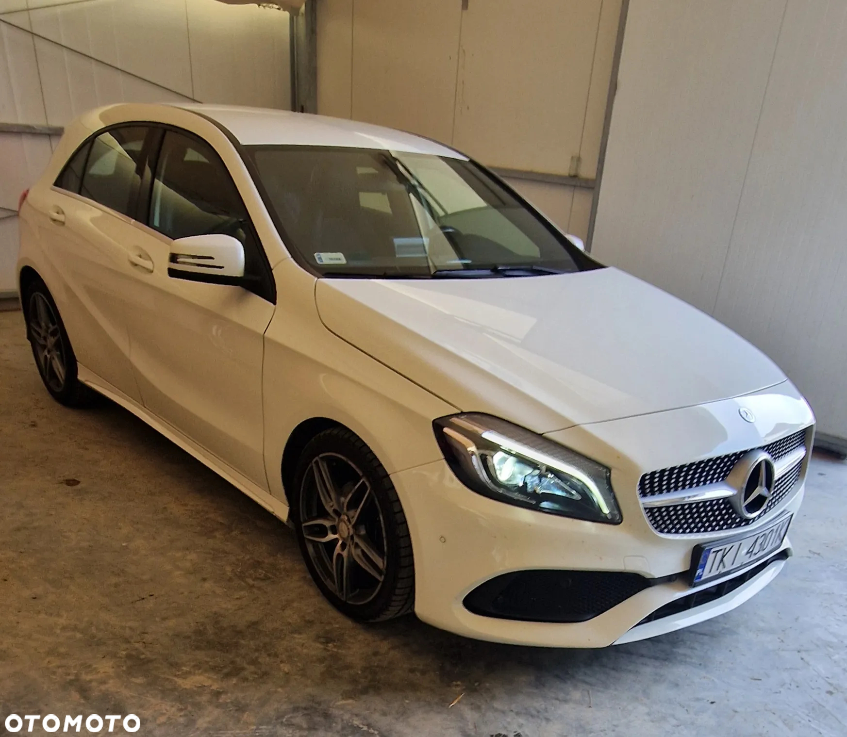 Mercedes-Benz Klasa A 180 7G-DCT AMG Line - 2