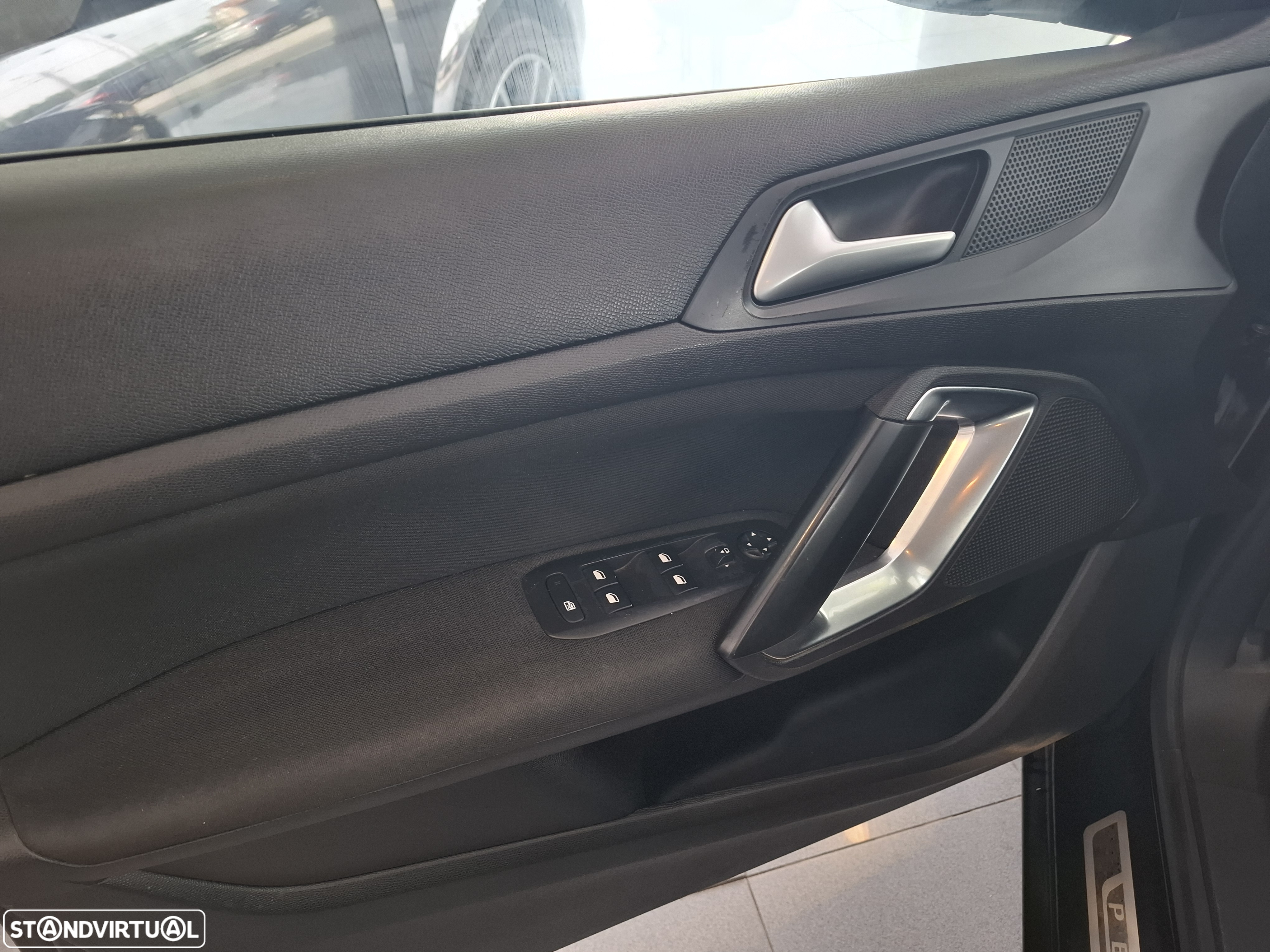 Peugeot 308 SW - 7
