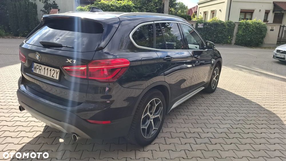 BMW X1 xDrive25i Sport Line - 5