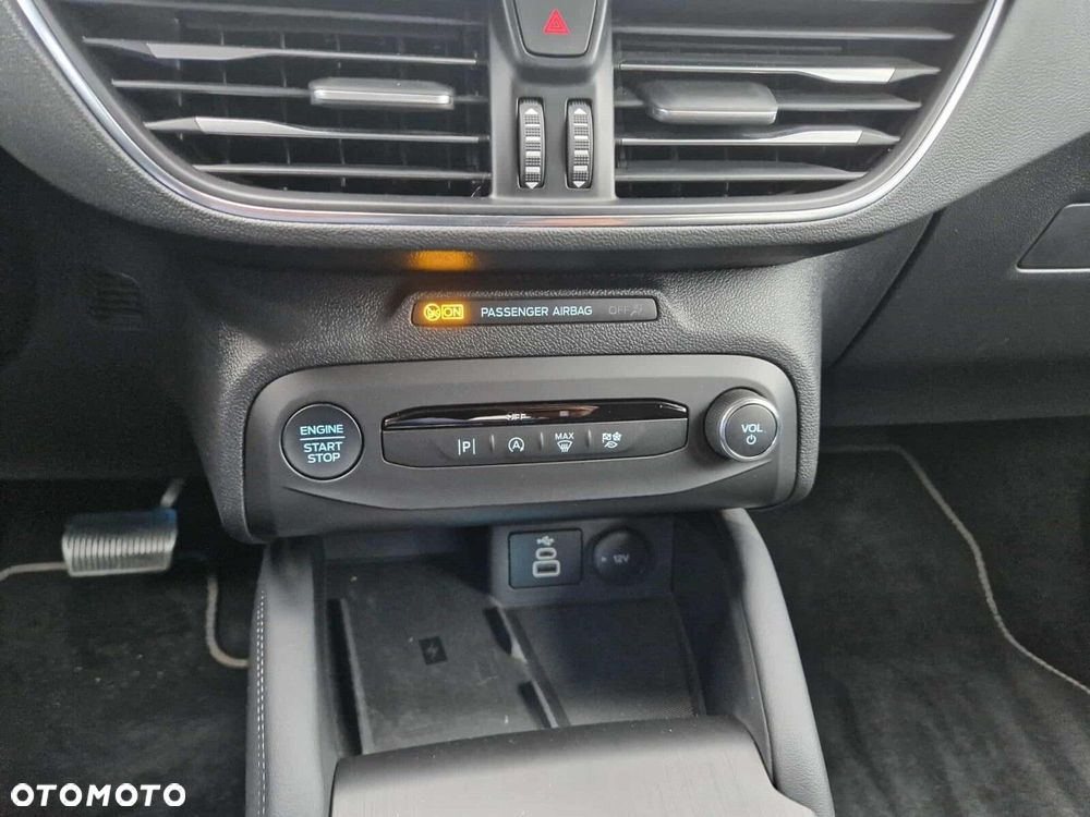 Ford Focus 1.5 EcoBlue Titanium X - 24