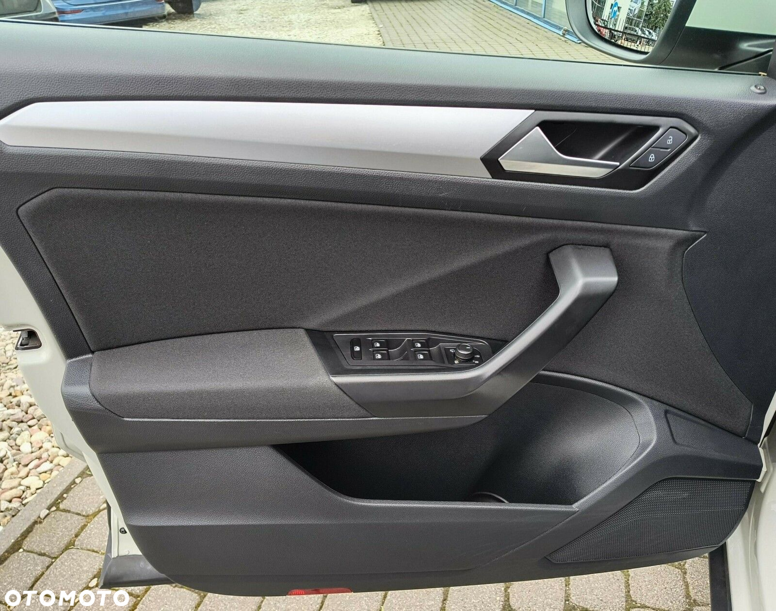 Volkswagen T-Roc 1.5 TSI Life DSG - 22