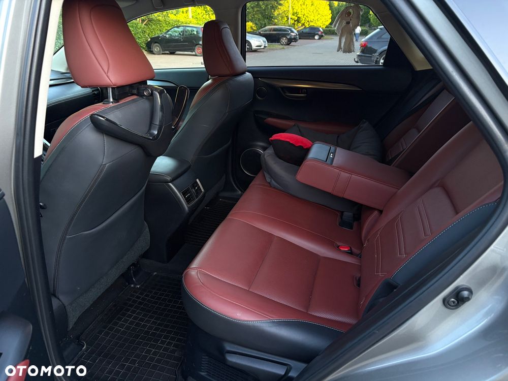 Lexus NX 200t Prestige AWD - 11
