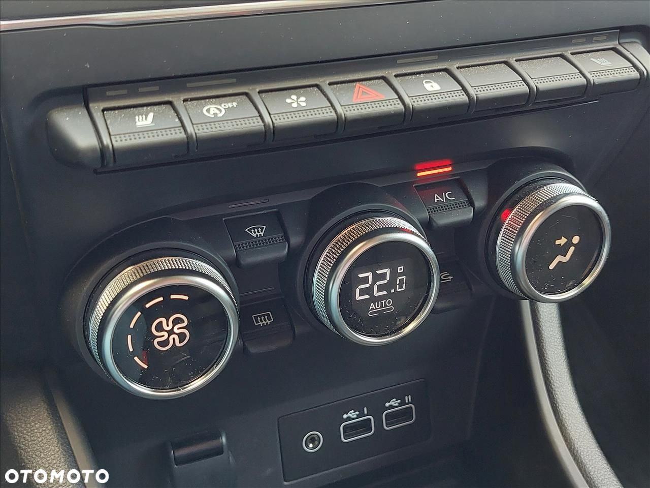 Renault Captur - 17