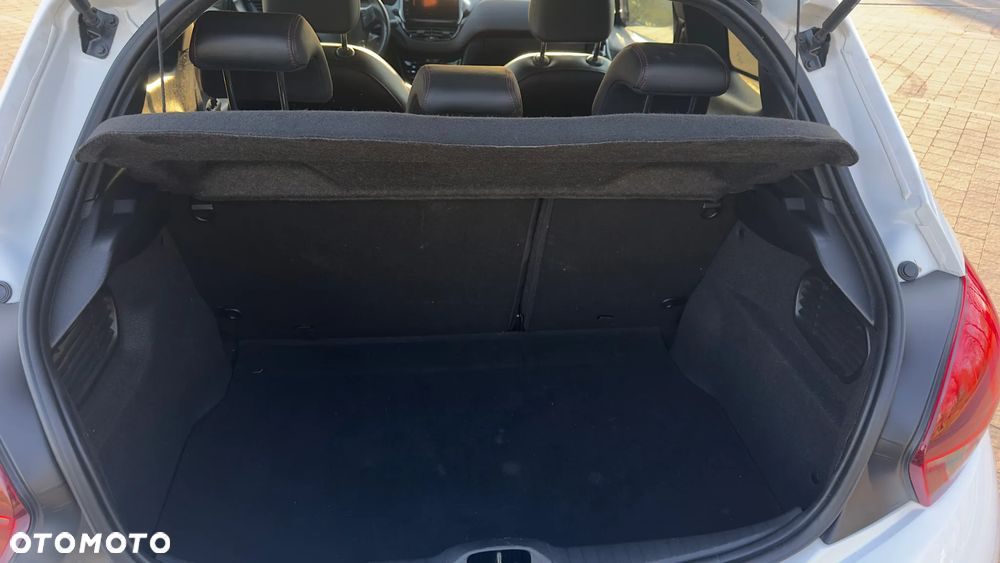 Peugeot 208 THP STOP & START GTi - 12