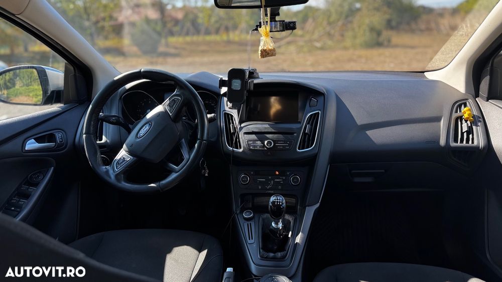 Ford Focus 1.6 TDCI DPF Trend - 7