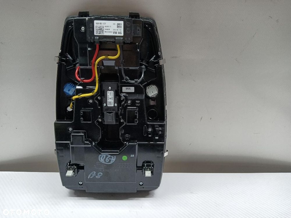 LAMPKA PODSUFITKI AUDI A8 D5 4N0947135CF - 5