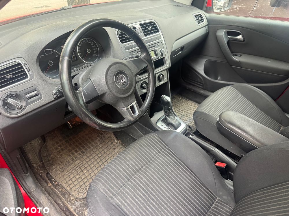 Volkswagen Polo 1.2 TSI DSG Style - 6