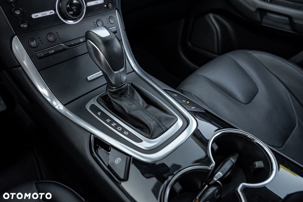 Ford S-Max 2.0 TDCi Titanium PowerShift - 25