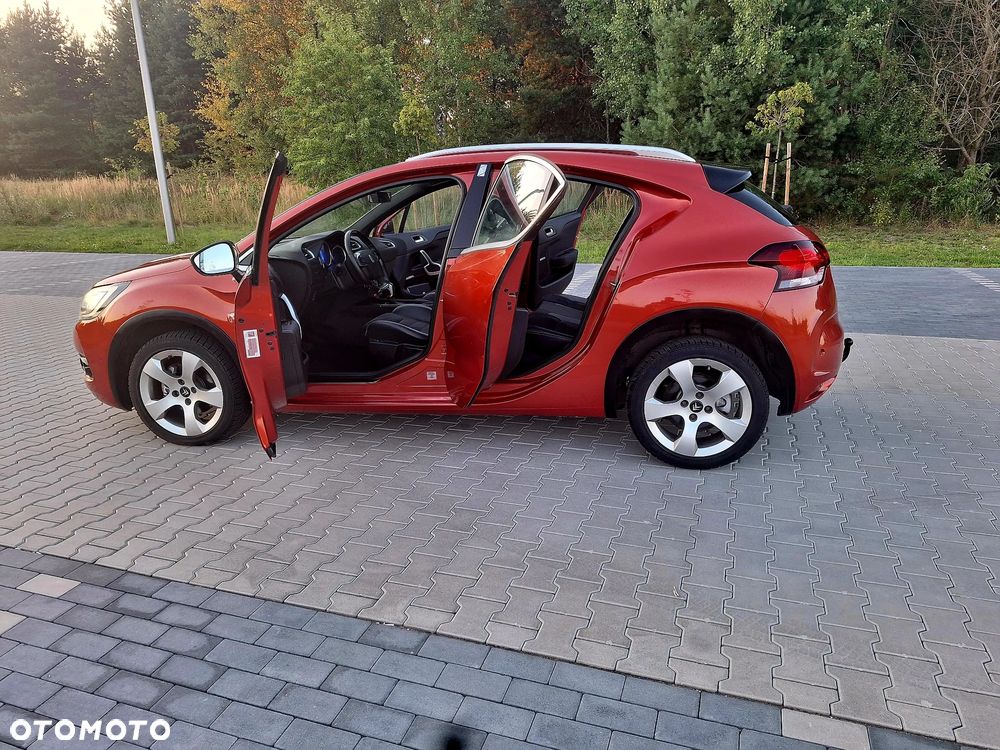 Citroën DS4 1.6 e-HDi SoChic MCP - 31