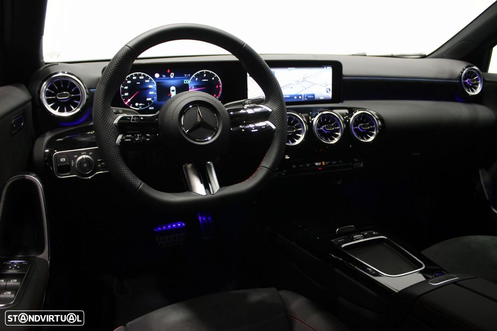 Mercedes-Benz A 180 d - 18