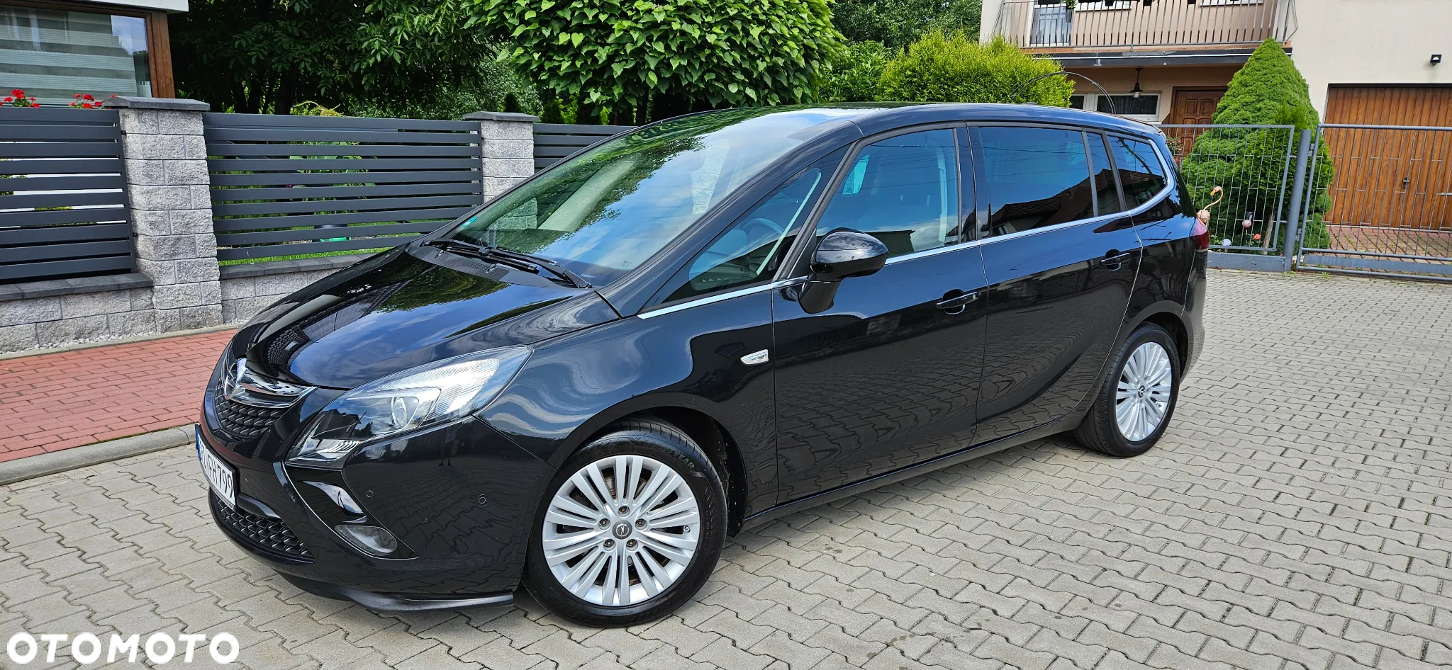 Opel Zafira 1.4 Turbo (ecoFLEX) Start/Stop Business Edition - 2