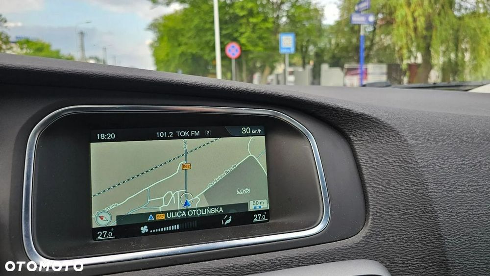 Volvo V40 Cross Country D2 Summum - 13