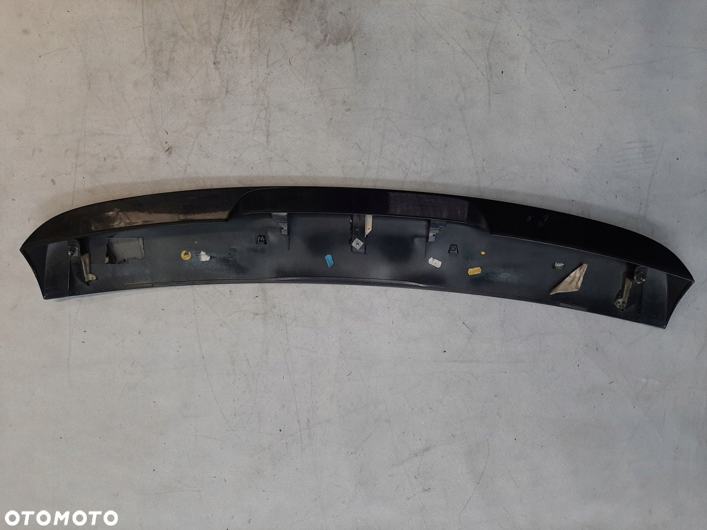 VW TOUAREG I LIFT 2006- SPOJLER SPOILER KLAPY BAGAŻNIKA TYŁ 7L6827933K - 2