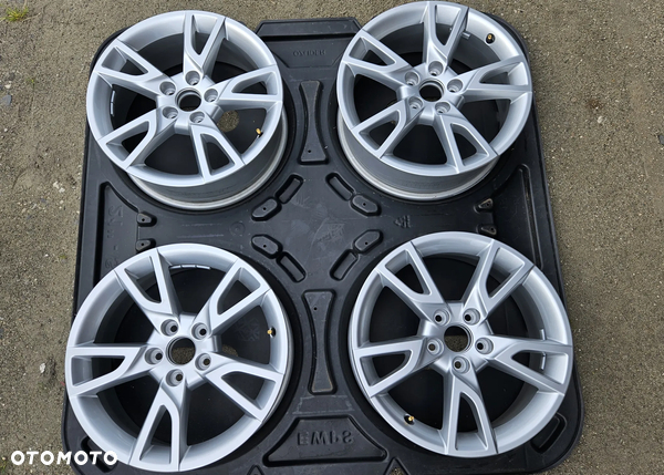 FELGI Org. 17 AUDI Q3 8U0071497 A6 C6 A4 B7 NOWE !!