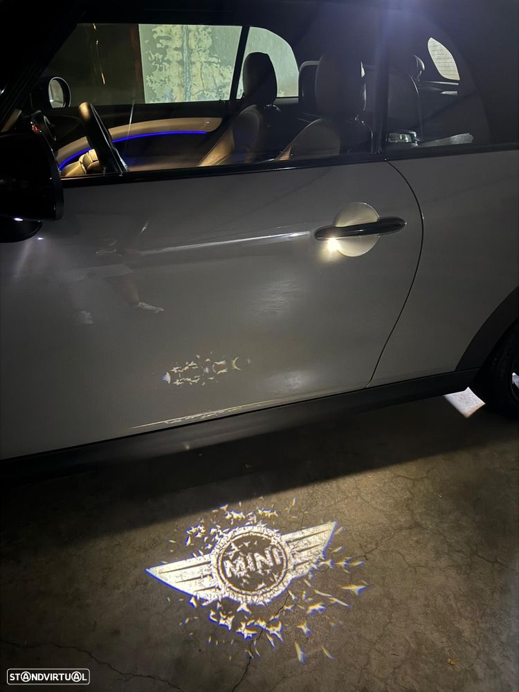 MINI Cabrio Cooper D Auto - 40