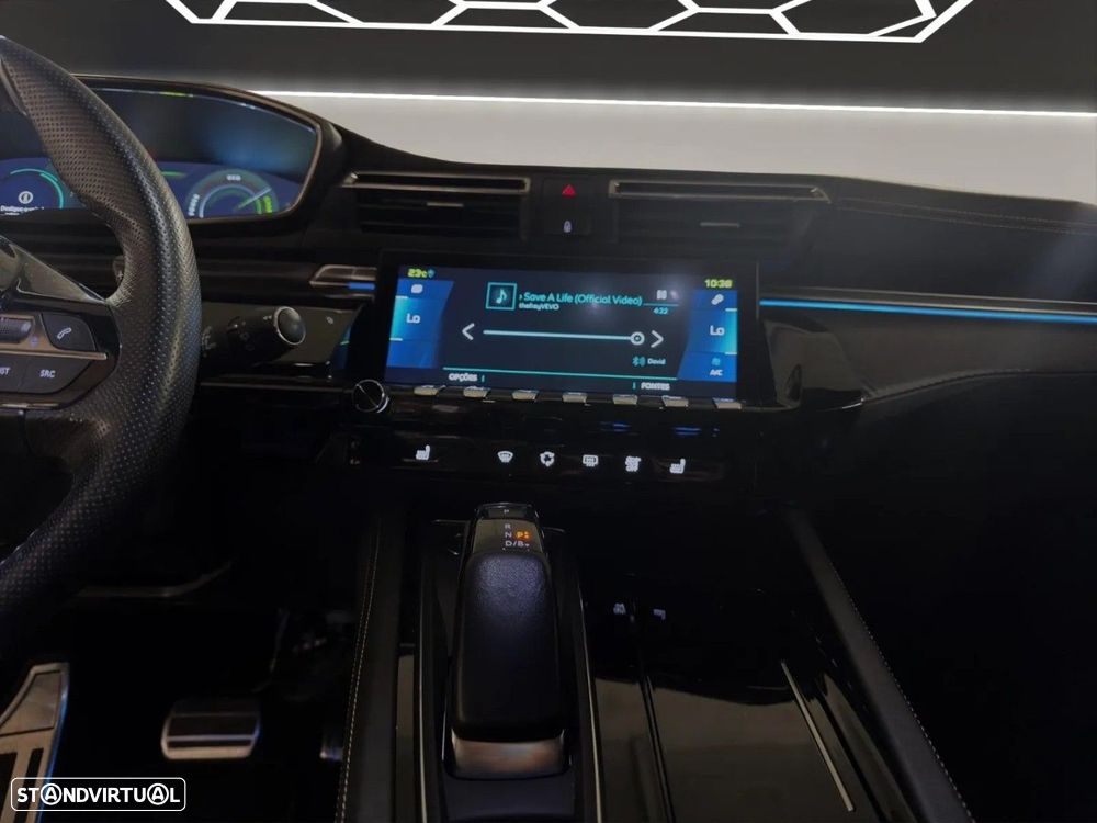 Peugeot 508 1.6 Hybrid GT e-EAT8 - 17