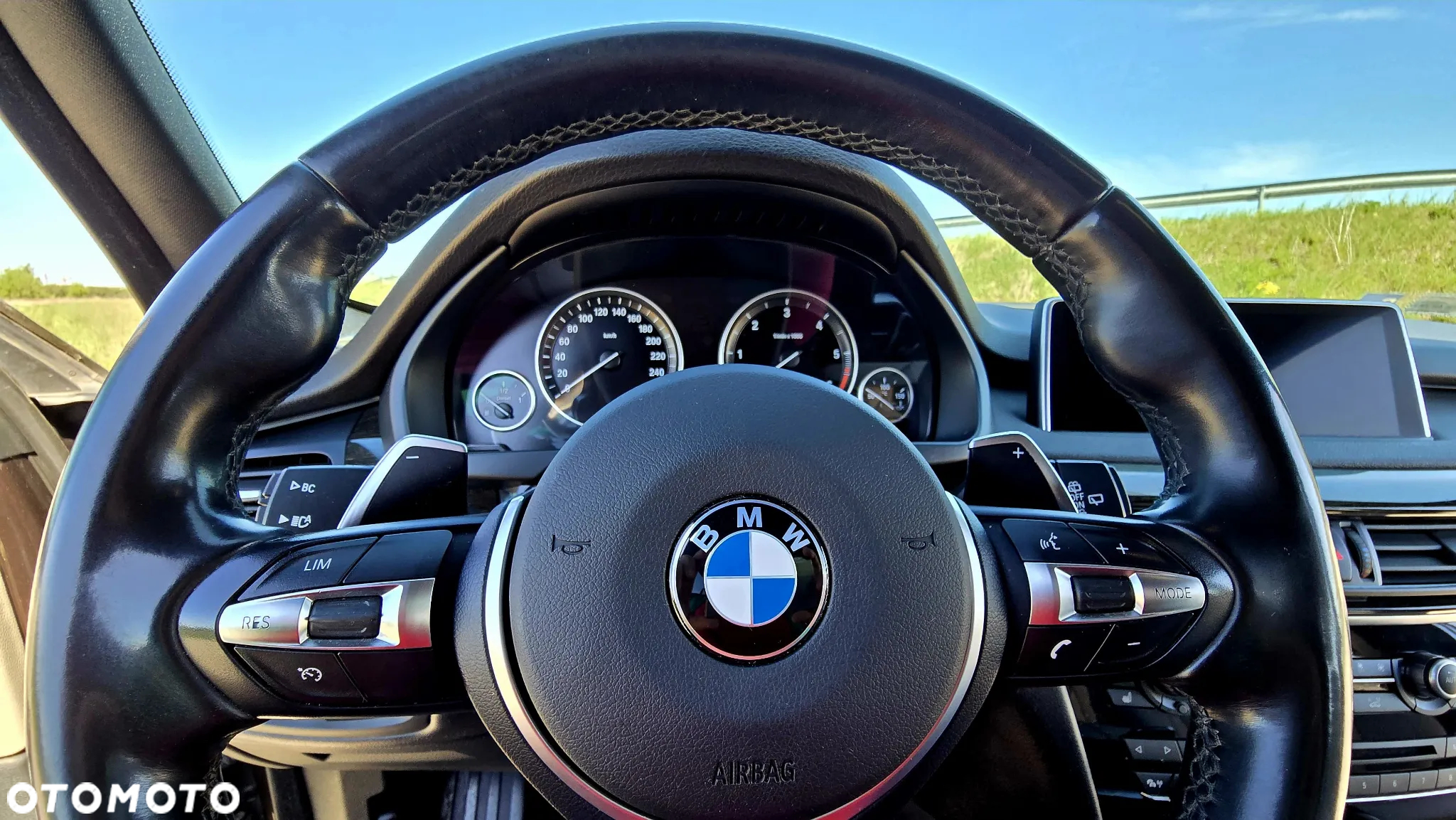 BMW X5 xDrive30d - 23
