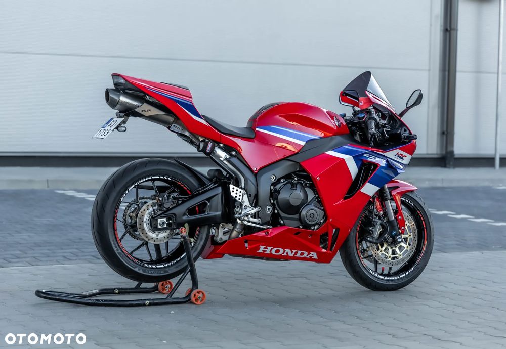 Honda CBR - 13