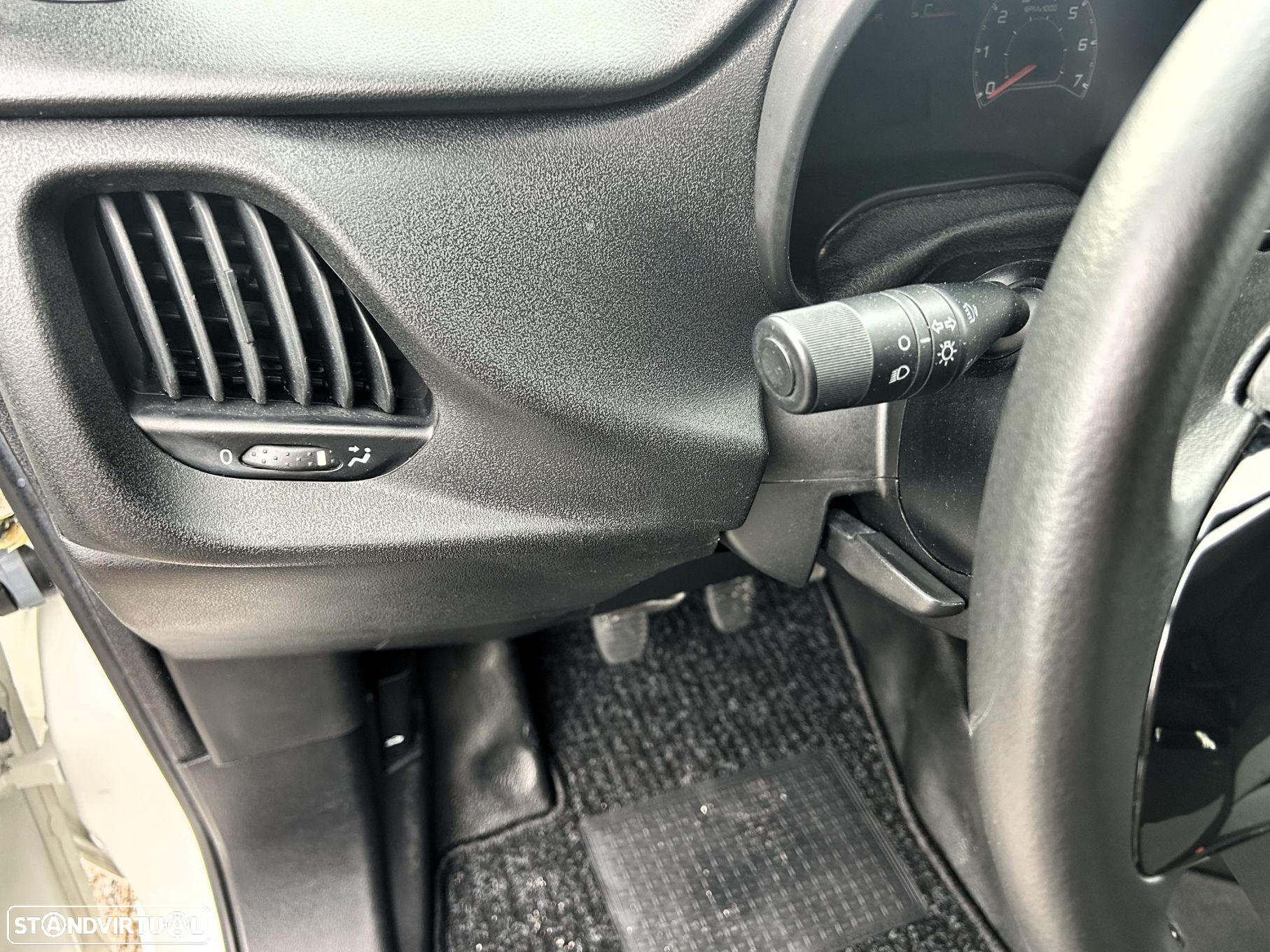 Fiat Doblo 1.6 MJ Maxi Light 3L - 13