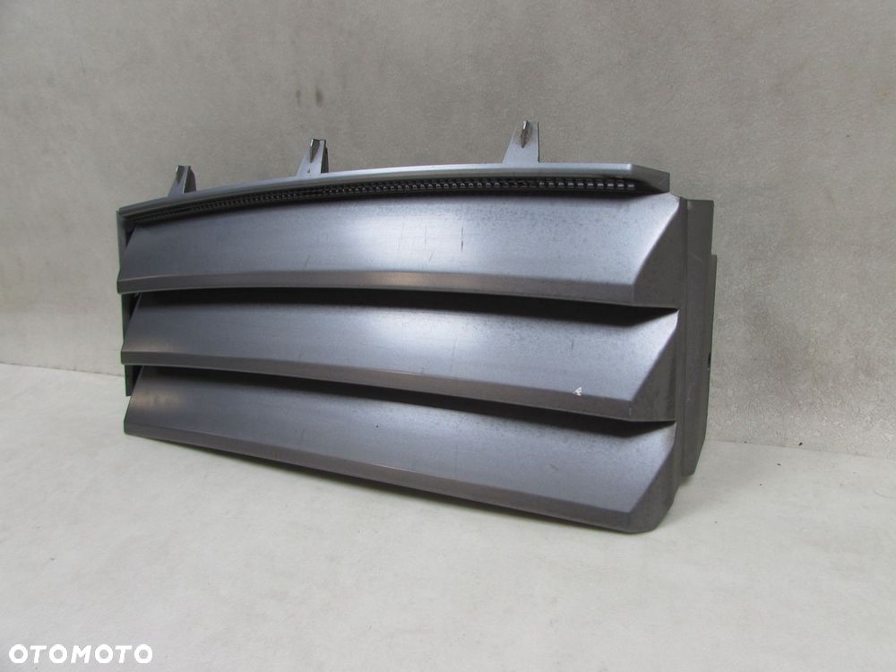 RANGE ROVER III LIFT L322 05-09 KRATKA ATRAPA PRAWA WLOT BLOTNIKA - 2
