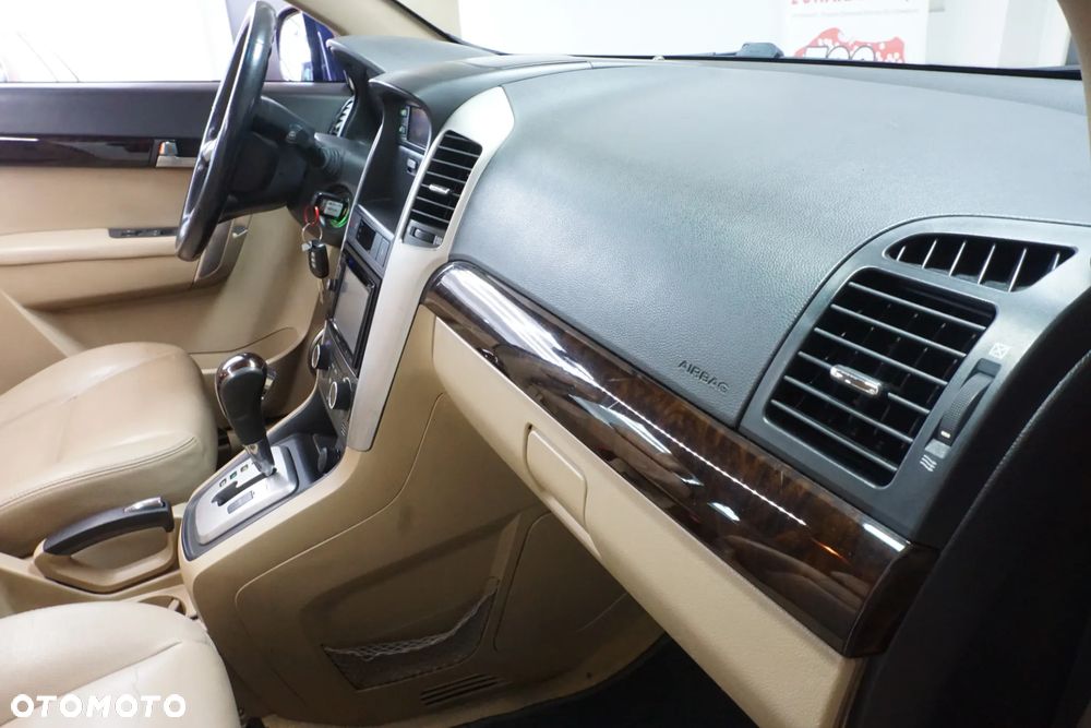 Chevrolet Captiva 2.0 4WD 7 Sitzer Automatik LT - 29