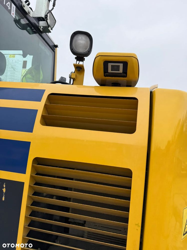 Komatsu PW 148 -11 - 15