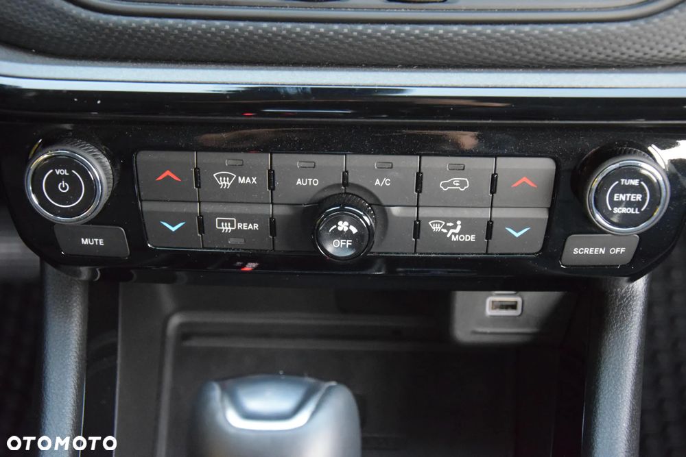 Jeep Compass 1.5 T4 mHEV High Altitude FWD S&S DCT - 17