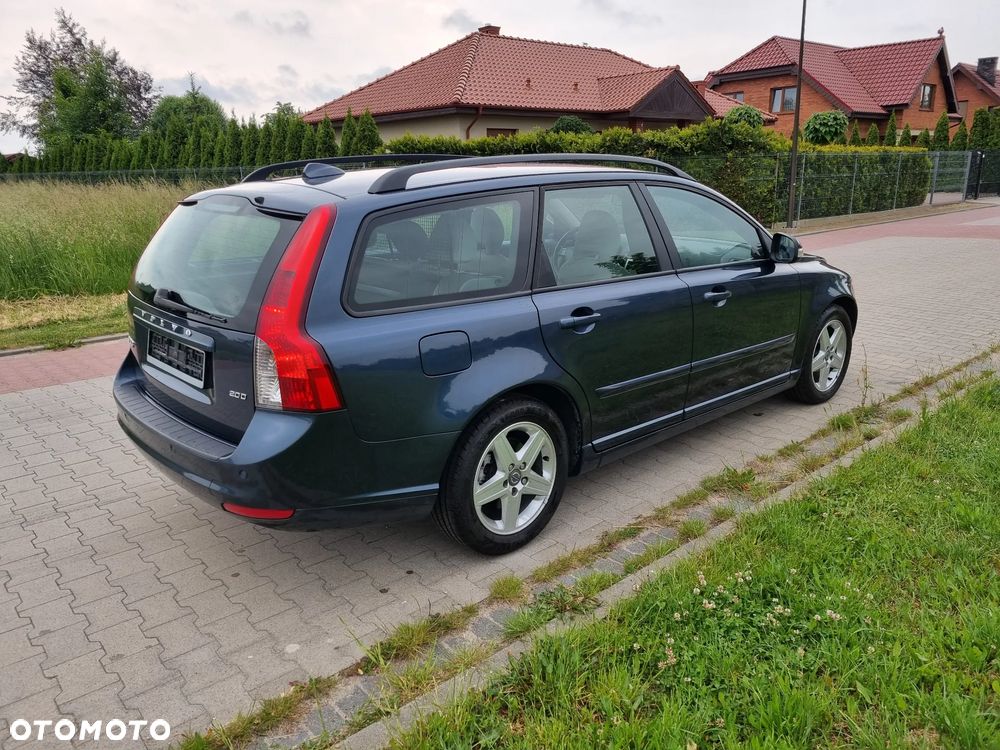 Volvo V50 - 4