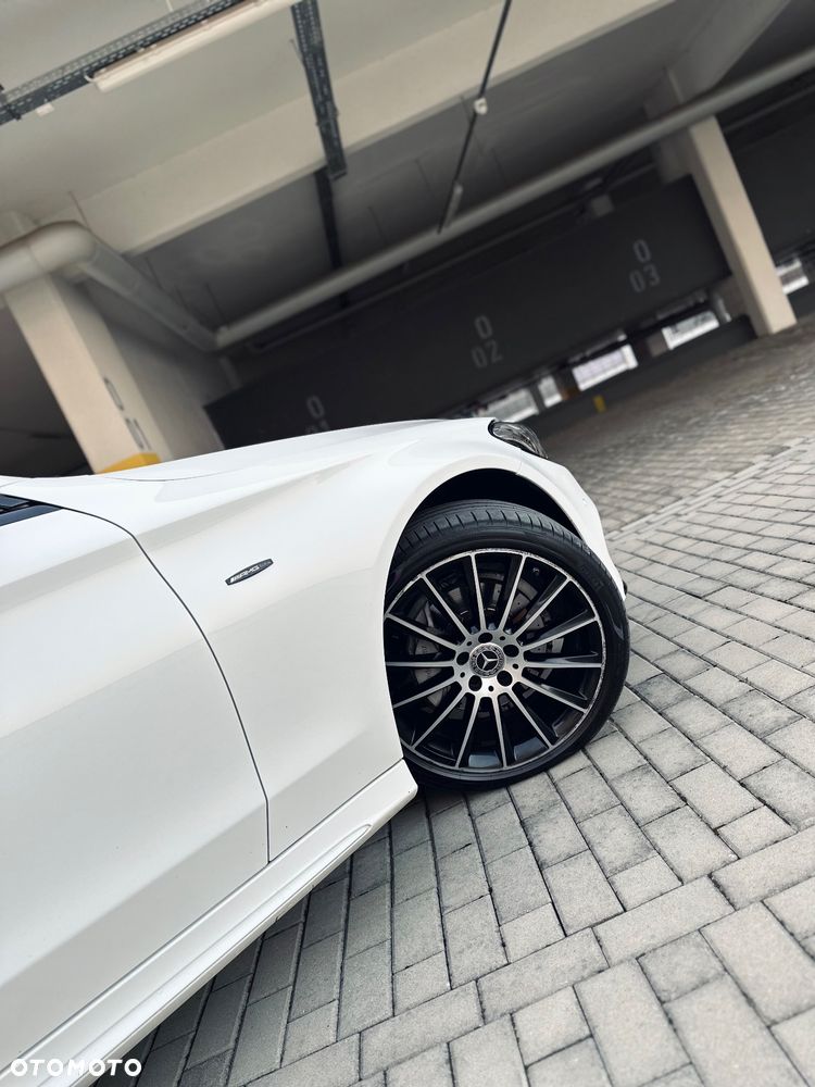 Mercedes-Benz Klasa C 200 4-Matic 9G-TRONIC - 4