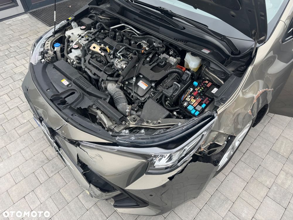 Toyota Corolla 2.0 Hybrid Comfort - 36