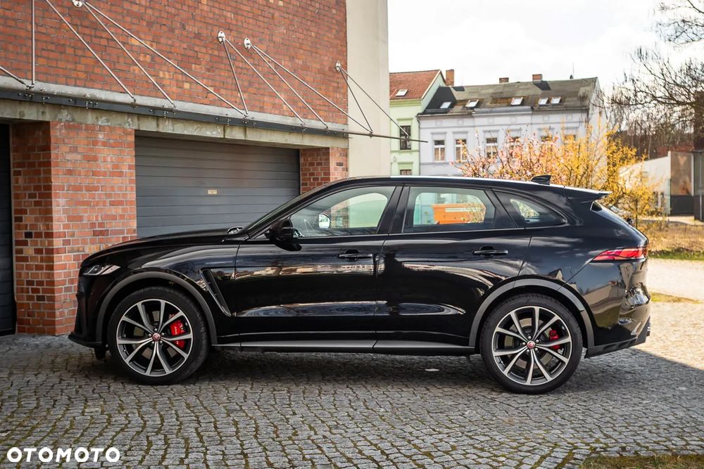 Jaguar F-Pace 5.0 V8 P550 AWD SVR - 7