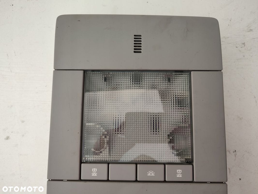 Lampka podsufitki kabiny schowek na okulary OPEL VECTRA C LIFT 13157639 EU - 2